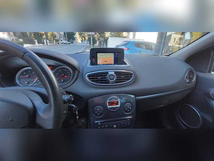 Renault Clio 1.5 DCI 105CV foto 5